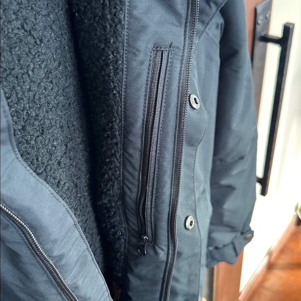 Columbia
South Canyon Lined Jacket - Men's Men's Black Hooded Jacket size Medium - Picture 5 of 9